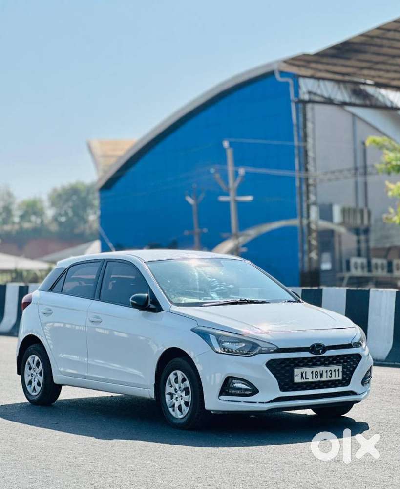 Hyundai I20 Petrol Spotz, 2018, Petrol