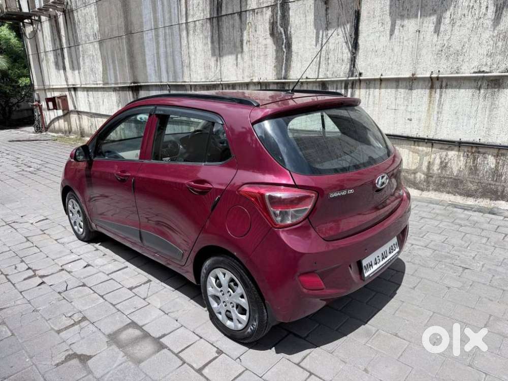 Hyundai Grand I10 Sportz, 2016, Petrol