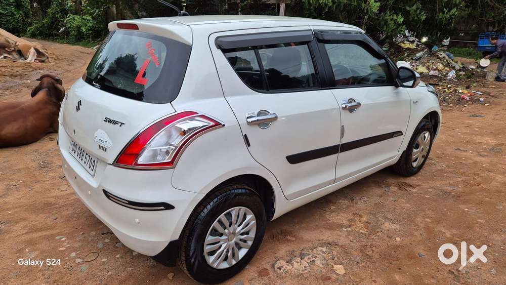 Maruti Suzuki Swift Vxi, 2014, Petrol
