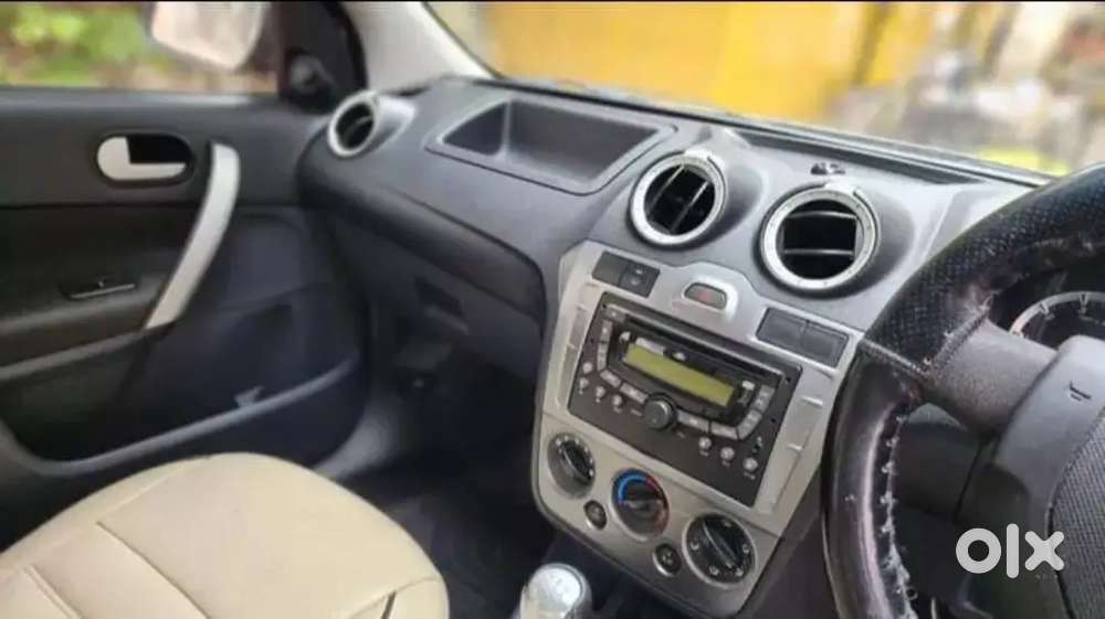 Ford Fiesta Classic 2014 Petrol 78000 Km Driven