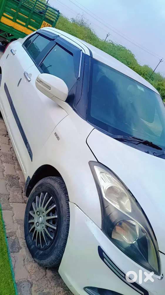 Maruti Suzuki Swift Dzire 2015 Diesel 90000 Km Driven
