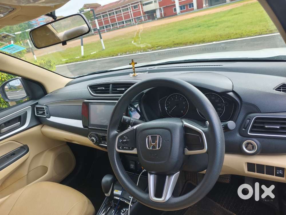 Toyota Innova Hycross 2.0 Zx (o) Hybrid 7 Str, 2025, Petrol