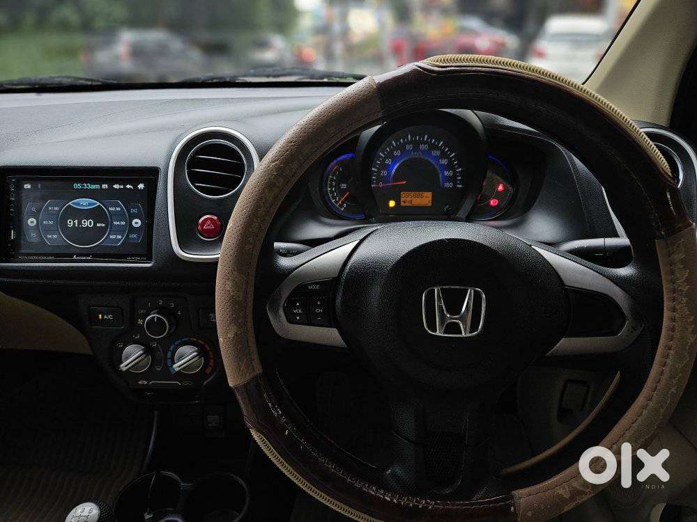 Honda Mobilio 1.5 S I-vtec Mt, 2015, Petrol