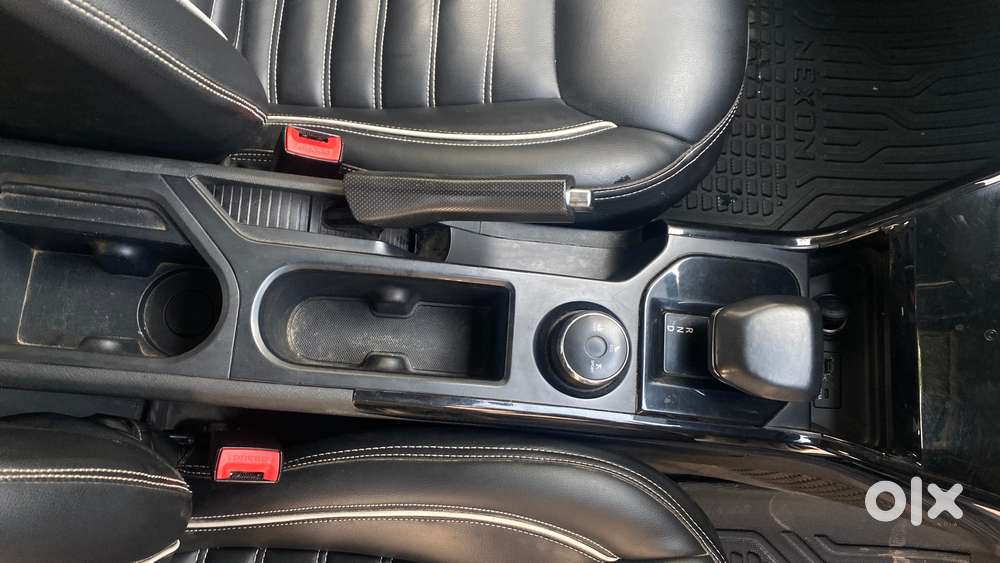 Tata Nexon Creative 1.2 Revotron Petrol 6 Amt, 2024, Petrol
