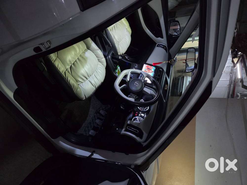 Hyundai Creta Facelift 2022 With Sofa Seat Covers, 360 Camera, 9ad Mat