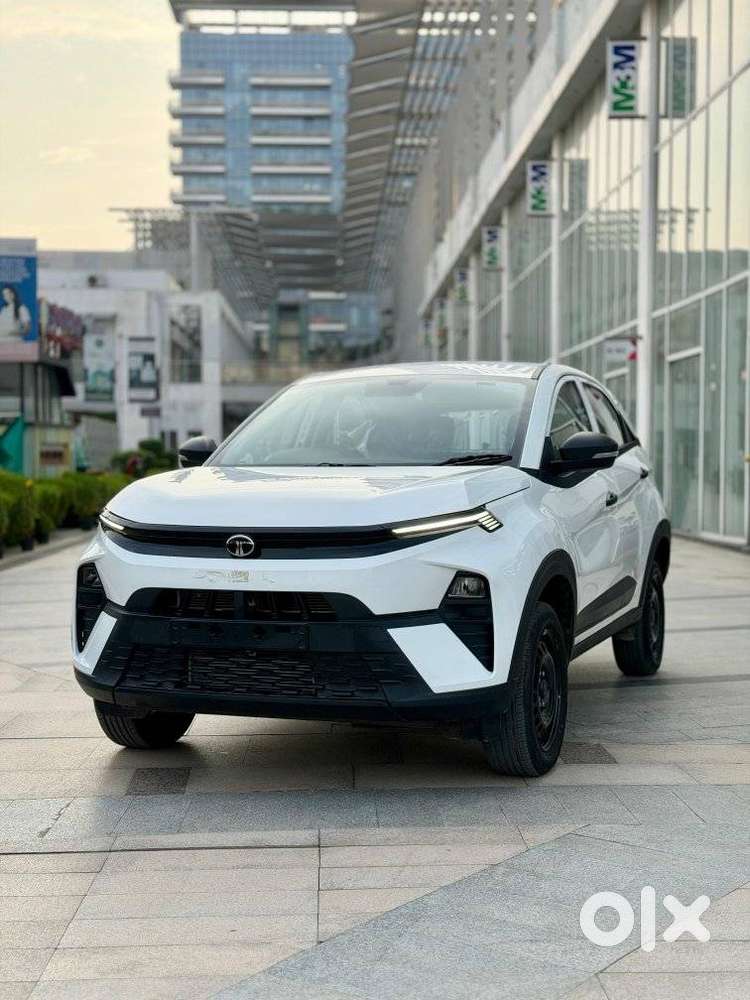 Tata Nexon Smart 1.2 Revotron Petrol 5 Mt, 2026, Cng & Hybrids