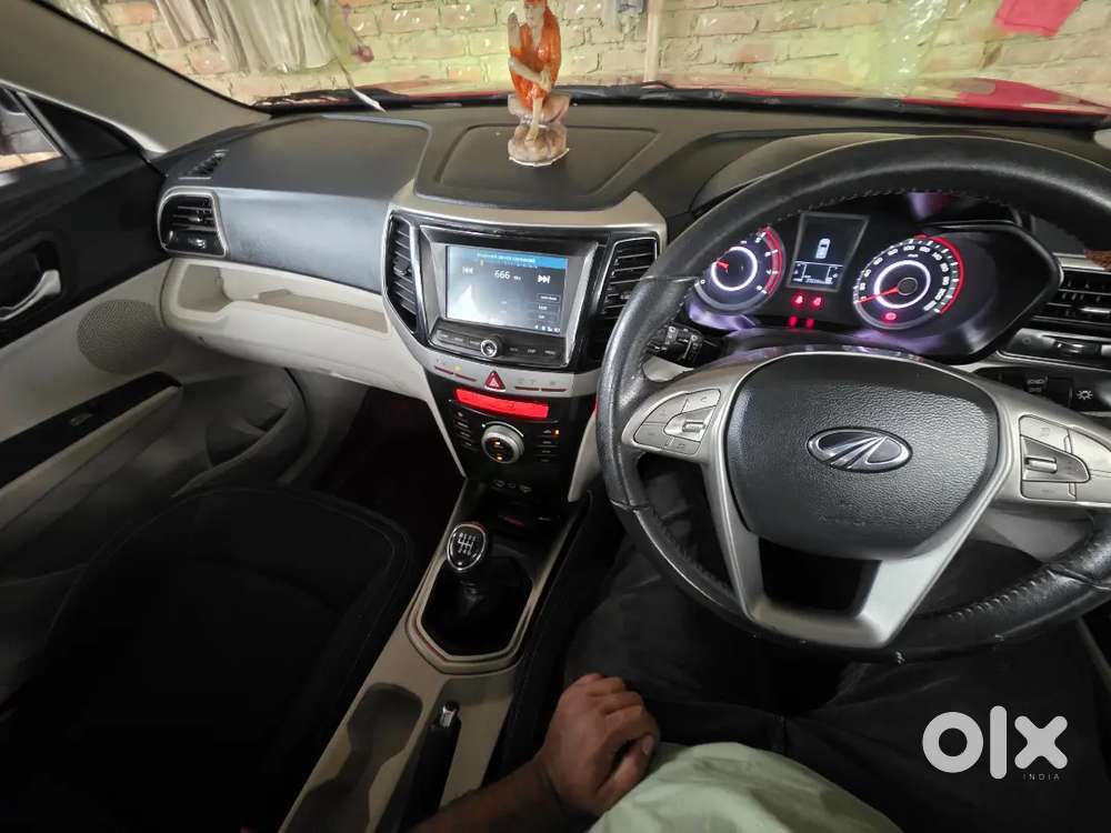 Mahindra Xuv300 Turbosport 2020 Petrol Good Condition.