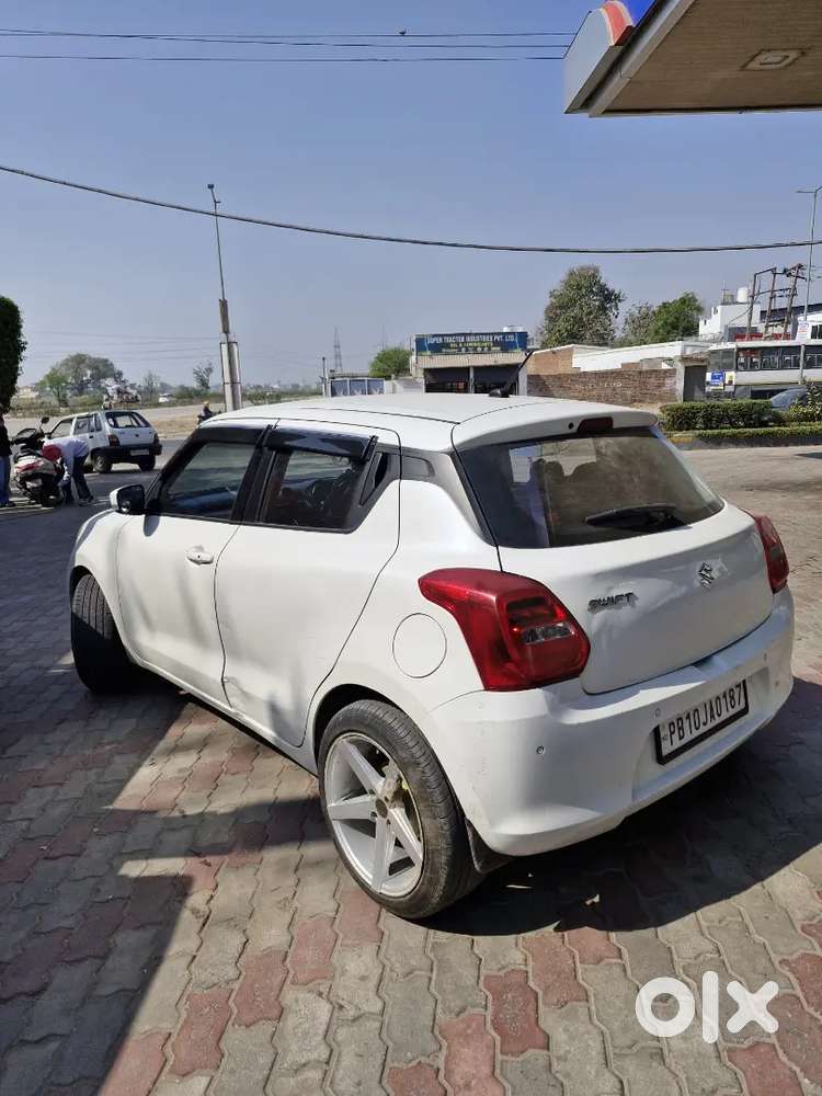 Maruti Suzuki Swift 2023 Petrol 48000 Km Driven