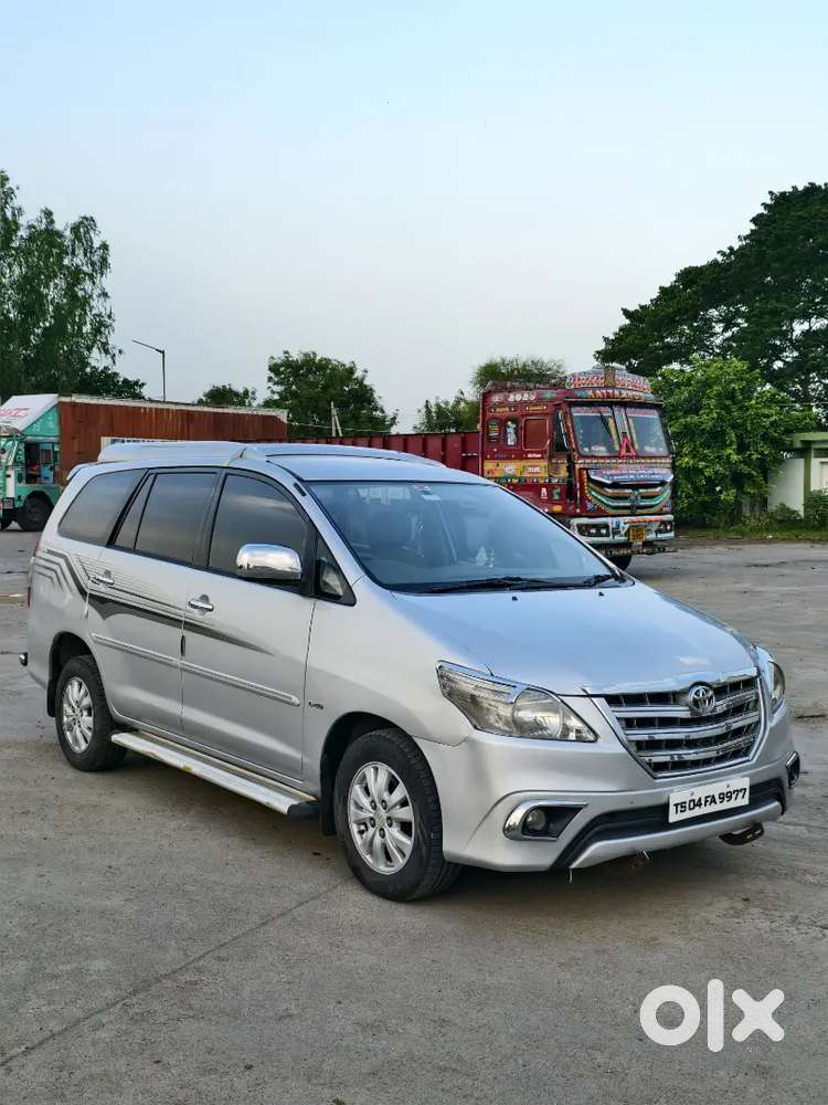 Toyota Innova 2010 Diesel 210000 Km Driven