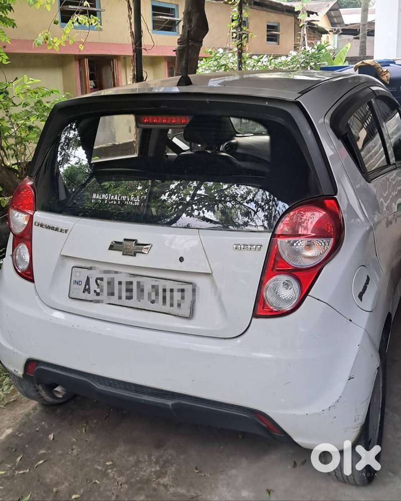 Chevrolet Beat Petrol 2015