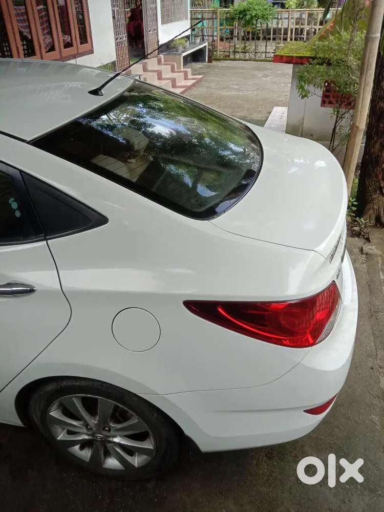 Hyundai Verna