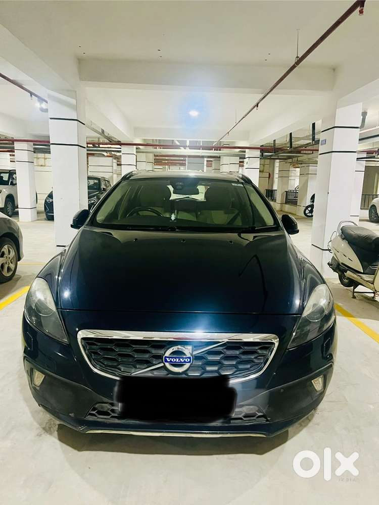 Volvo V40 Cross 2015