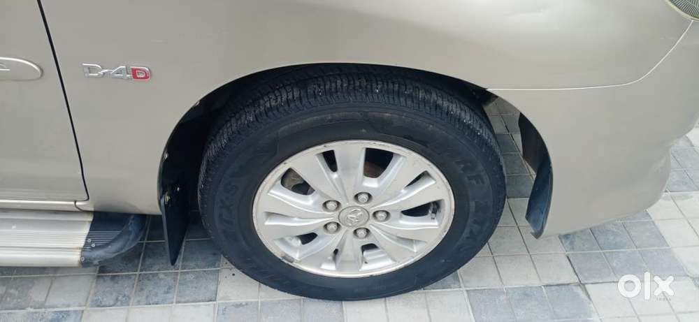Toyota Innova 2.5 Diesel