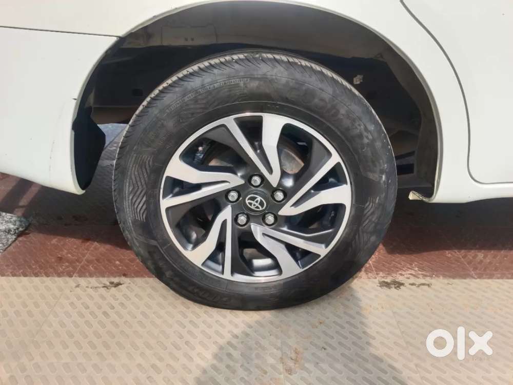 Toyota Innova Crysta 2.4 G Mt 7 Str, 2021, Diesel