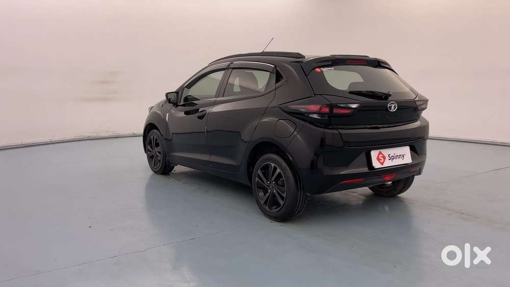 Tata Altroz 1.2 Xz Plus Dark Edition, 2023, Petrol