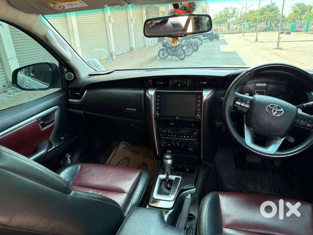 Toyota Fortuner Legender 4x4 At 2.8, 2024, Diesel