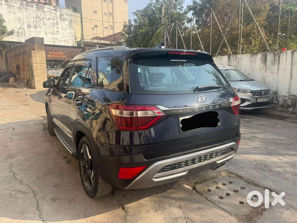 Hyundai Alcazar 2024 Diesel Well Maintained