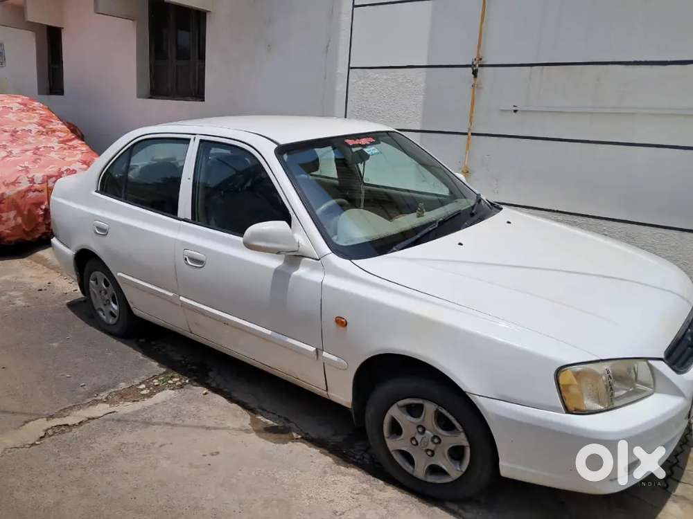 Hyundai Accent 2010 Cng Manual White Colour