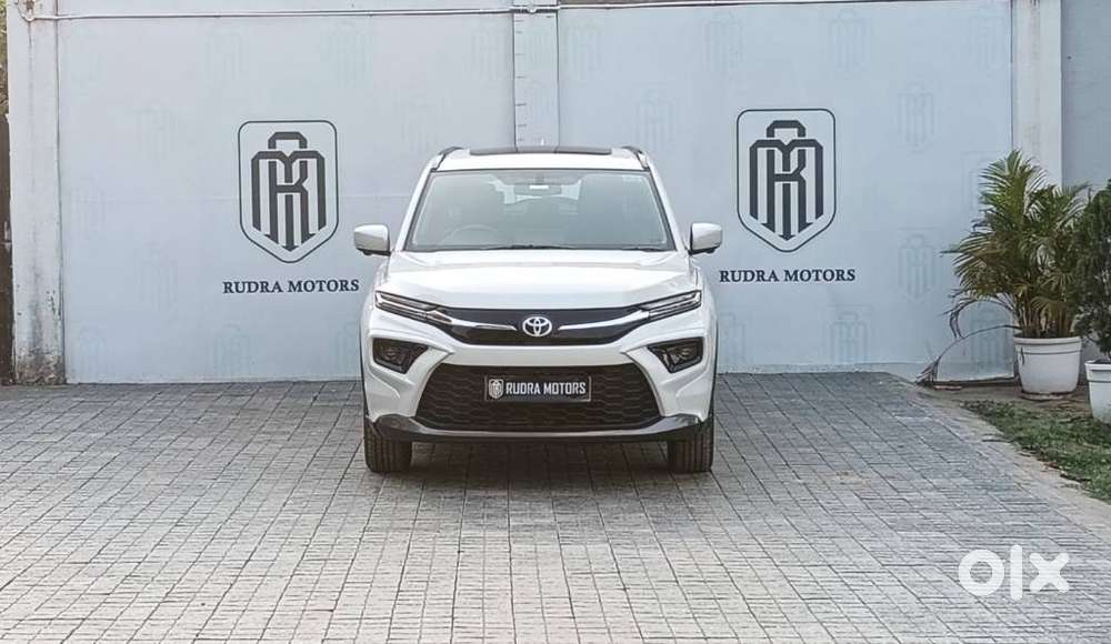 Toyota Urban Cruiser Hyryder 1.5 V Neo Drive At, 2024, Petrol