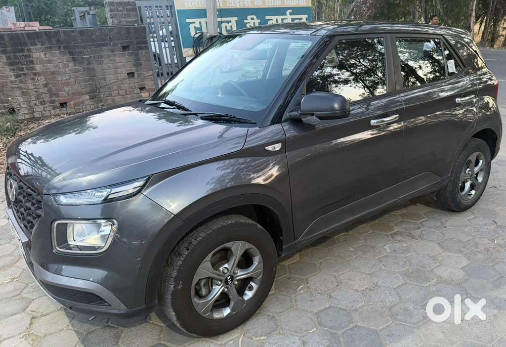 Hyundai Venue E 1.2 Petrol, 2020, Petrol