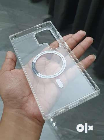 Samsung Galaxy S24 Ultra Spigen Case with Wireless Charging
