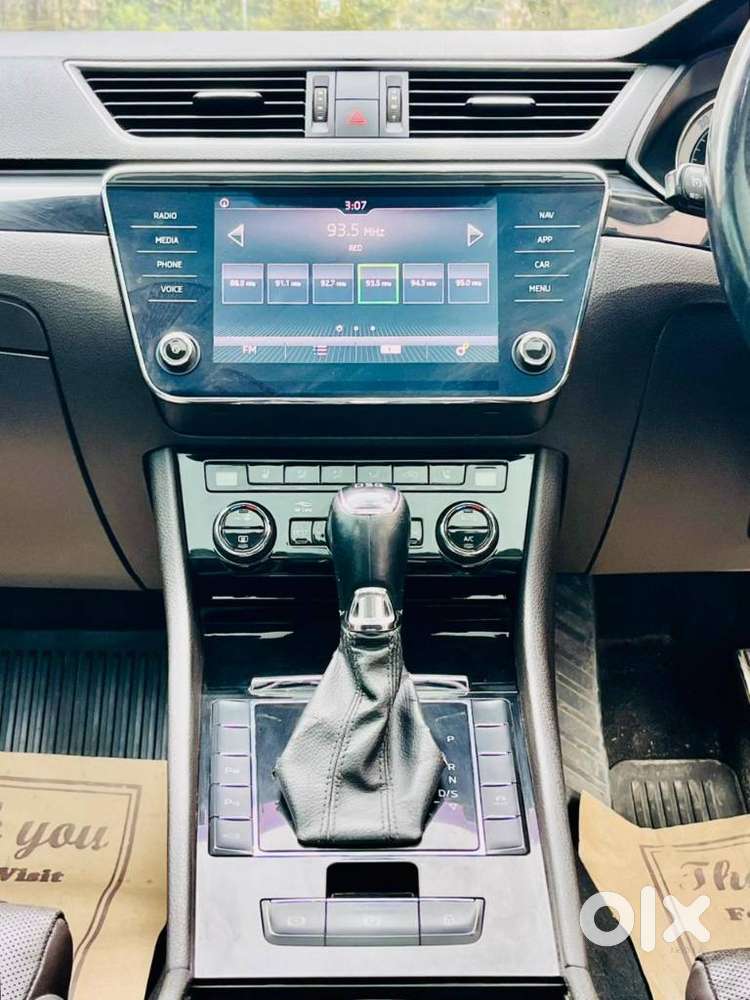 Skoda Superb L&k 2.0 Tdi At, 2019, Diesel