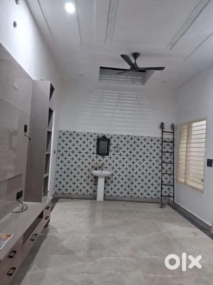 1 BHK with spacious hall, big bath and kitchen available for rent