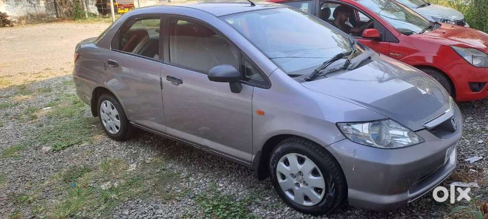 Honda City [2004]