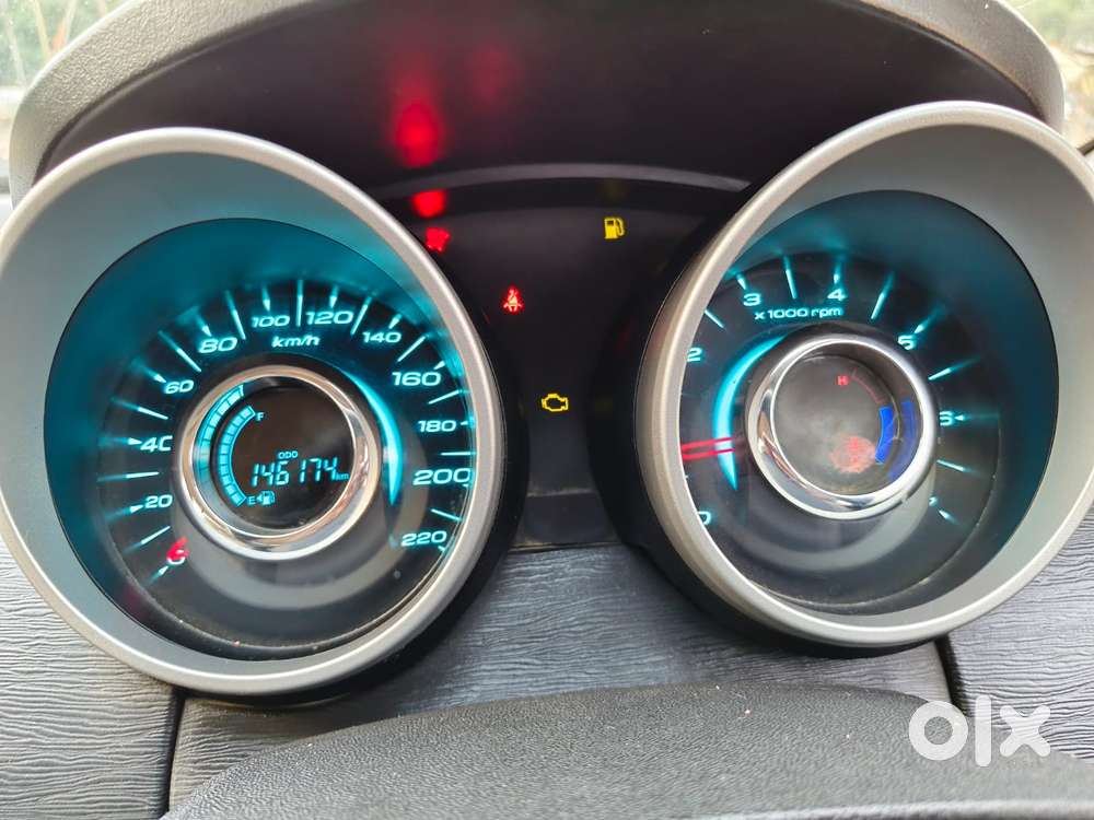 Mahindra Xuv500 W8, 2016, Diesel