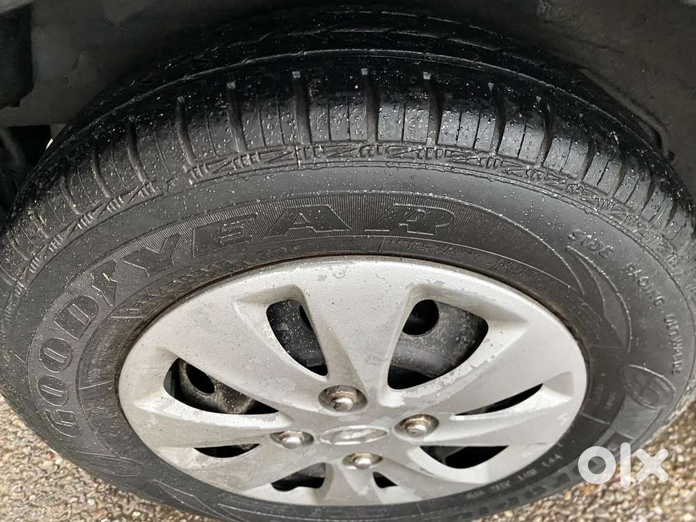 Hyundai I10 Sportz At, 2012, Petrol