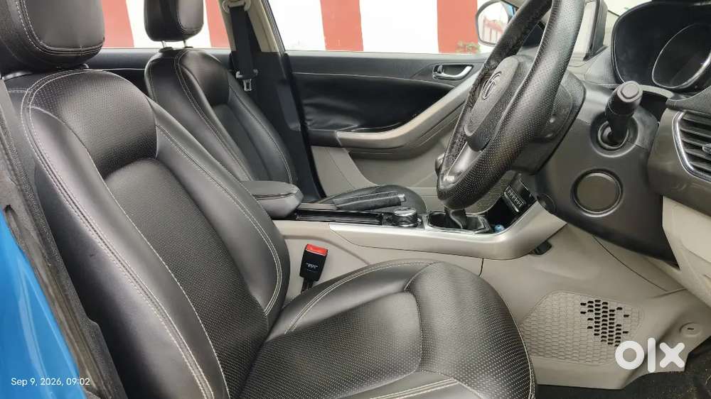 Tata Nexon Xz+ Top End 2017, Single Owner, Diesel