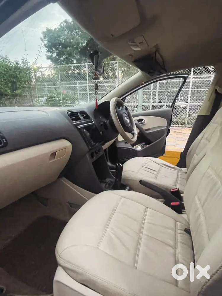 Volkswagen Vento 1.6 Petrol 2013