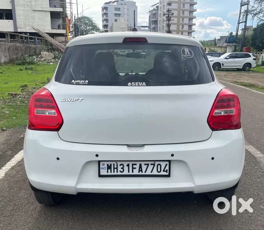 Maruti Suzuki Swift Lxi Optional-o, 2018, Petrol