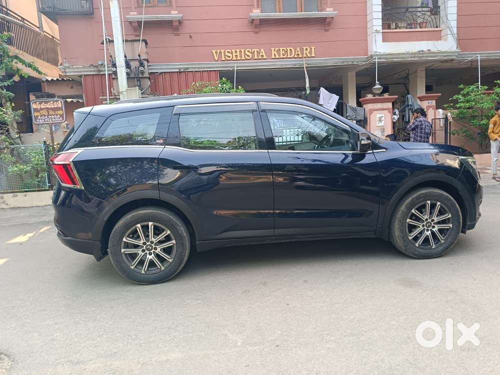 Mahindra Xuv700 2.2 Ax 7 Diesel At Luxury Pack Str Awd, 2021, Diesel
