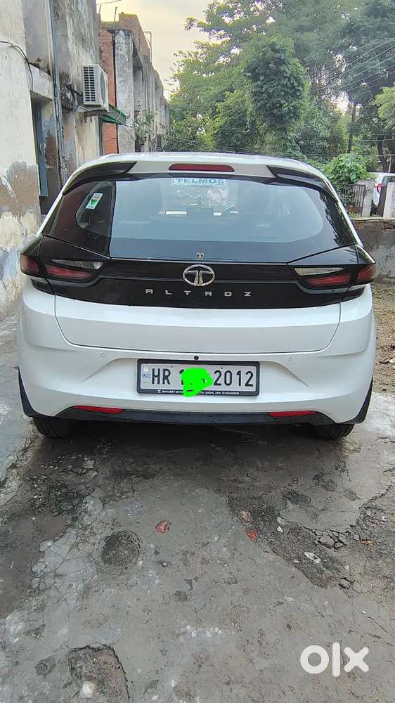 Tata Altroz Petrol 2022