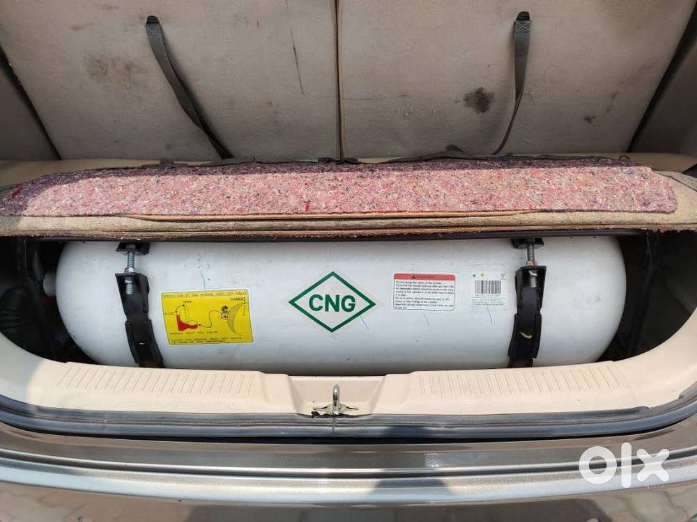 Maruti Suzuki Ertiga, 2022, Cng & Hybrids