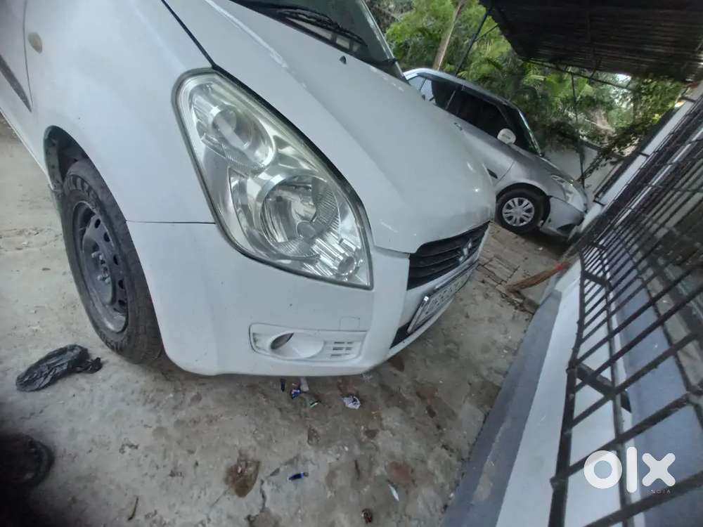 Suzuki Ritz