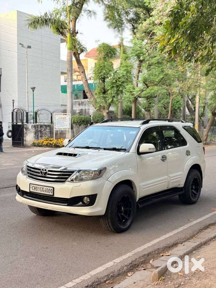 Toyota Fortuner 2011-2016 4x4 Mt, 2013, Diesel