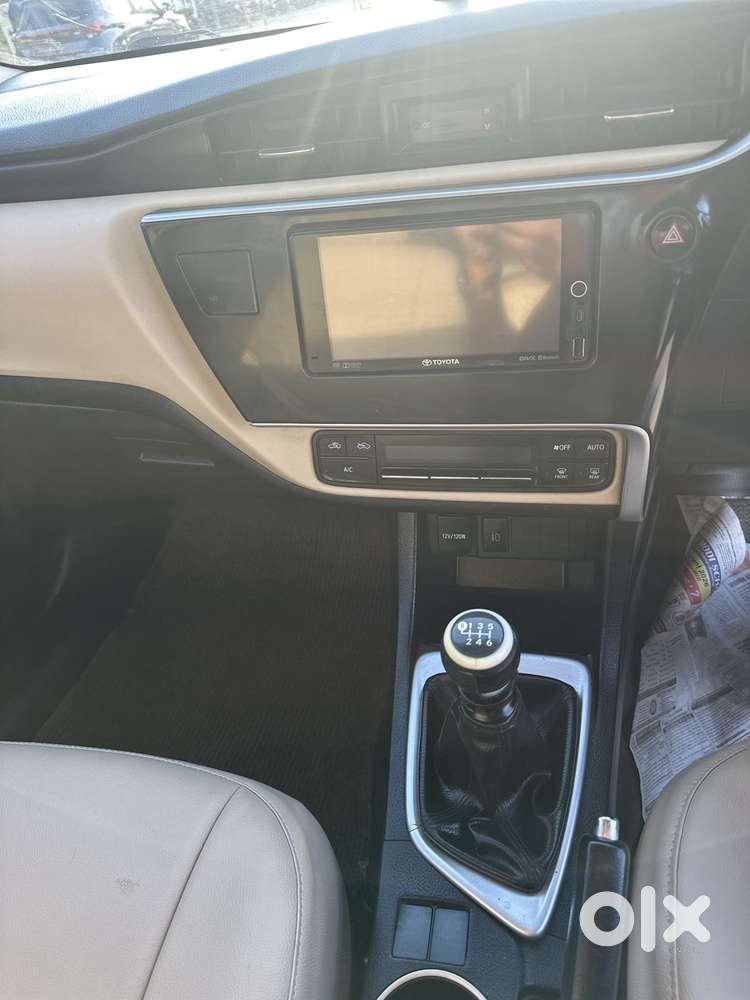 Toyota Corolla Altis 2013-2017 D-4d G, 2018, Diesel