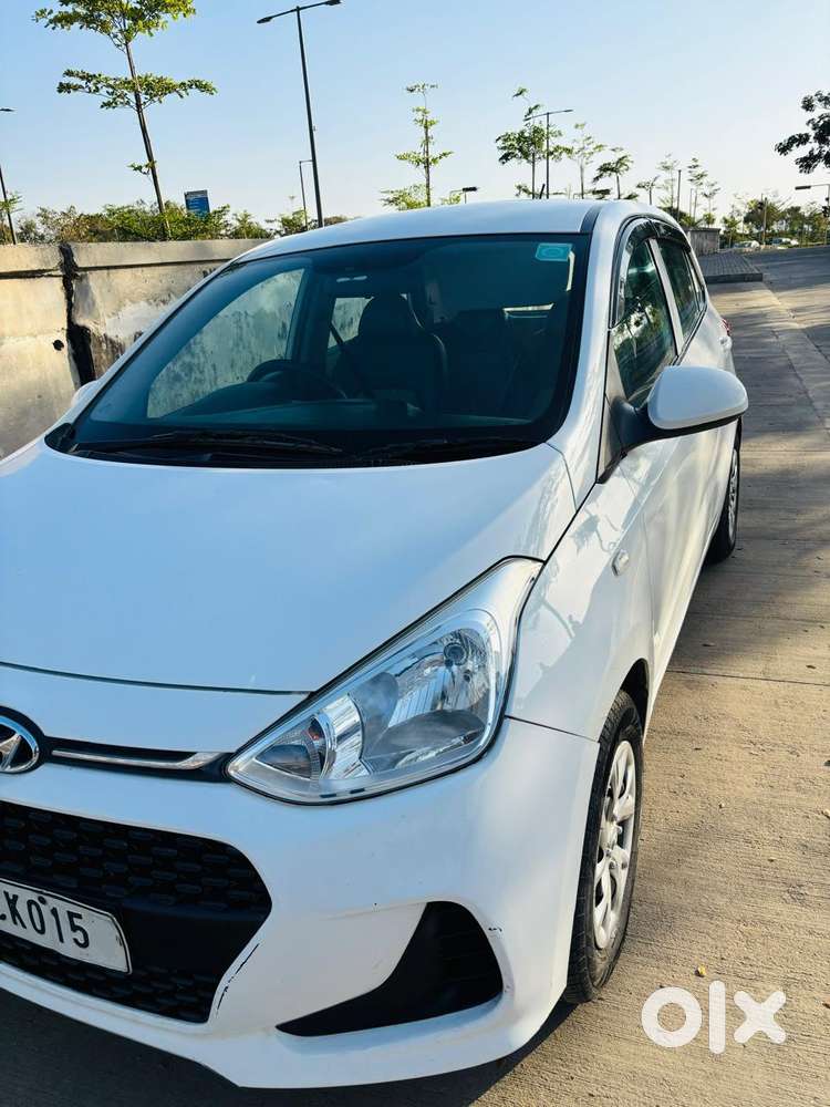 Hyundai Grand I10 1.2 Sportz At, 2018, Cng & Hybrids