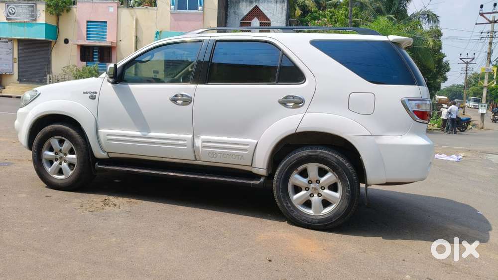 Toyota Fortuner 2009-2011 3.0 Diesel, 2011, Diesel