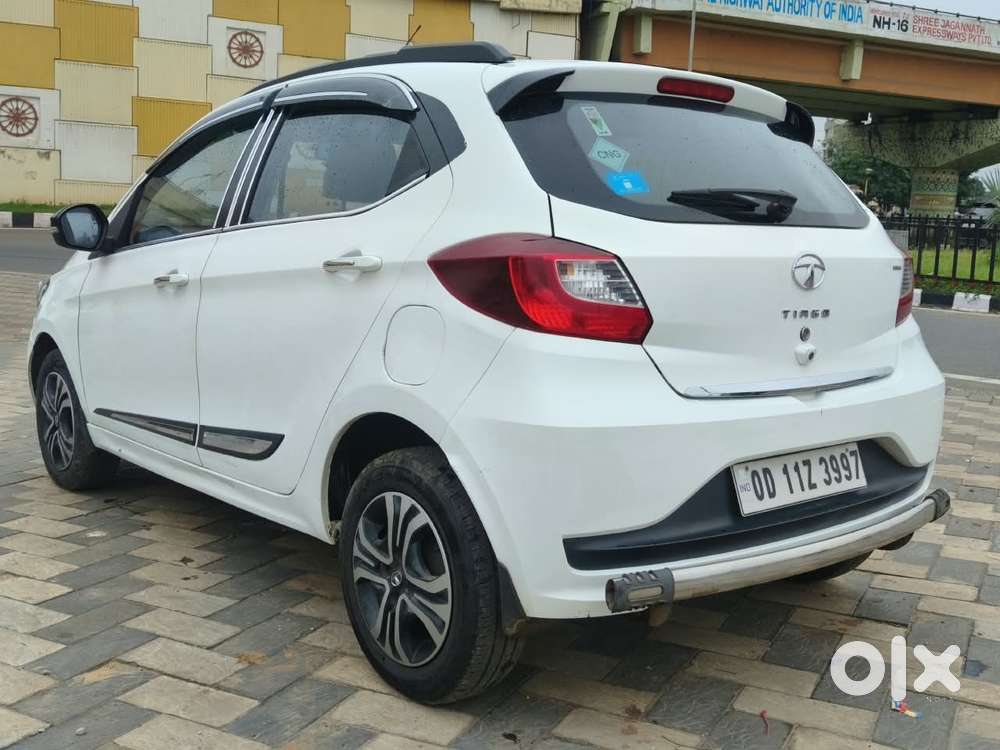 Tata Tiago Xz Plus Cng Dual Tone, 2022, Cng & Hybrids