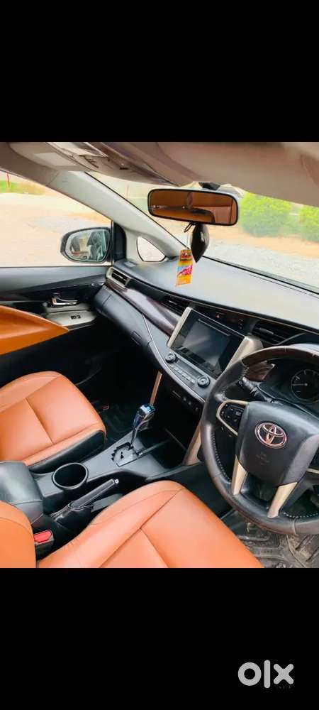 Toyota Innova Crysta 2.8z 2017 Diesel
