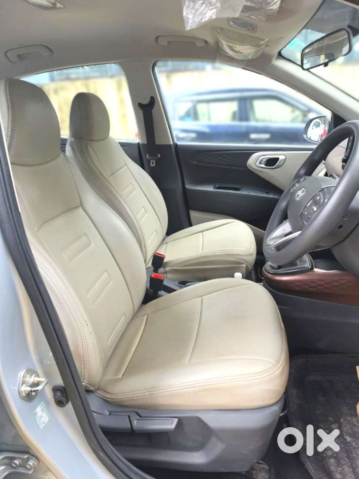 Hyundai Aura 1.2 Sx Cng, 2024, Cng & Hybrids