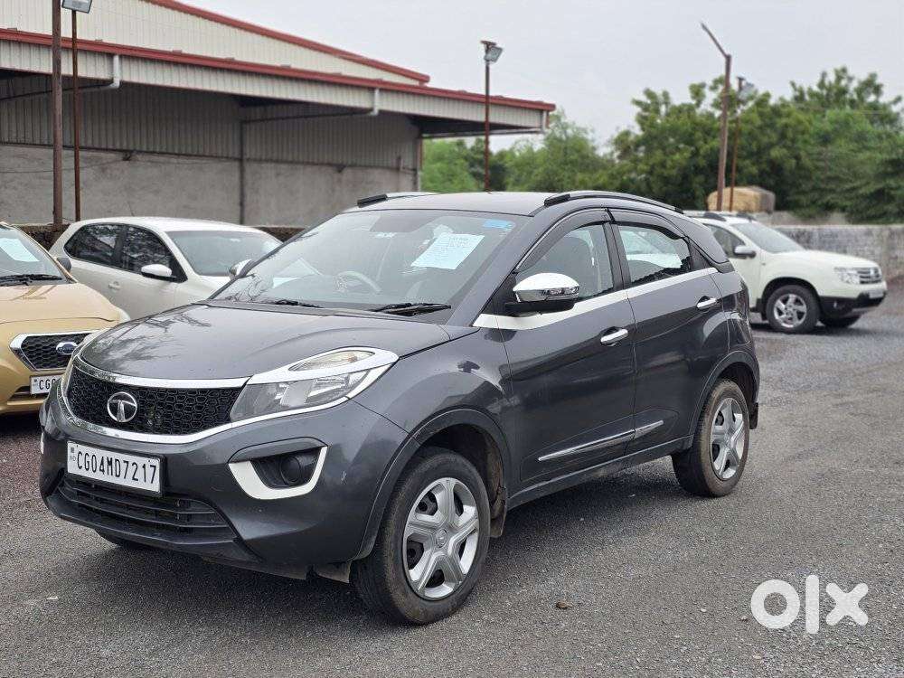 Tata Nexon 1.2 Revotron Xt, 2018, Petrol