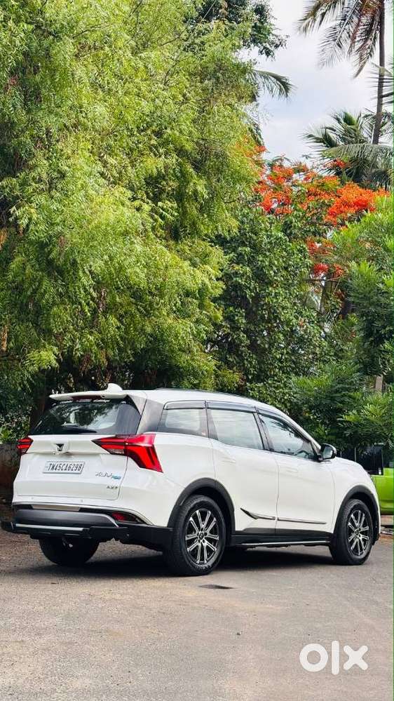 Mahindra Xuv700 2.2 Ax 7 Diesel At Str, 2021, Diesel