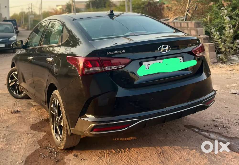Hyundai Verna 2022 Diesel Well Maintained
