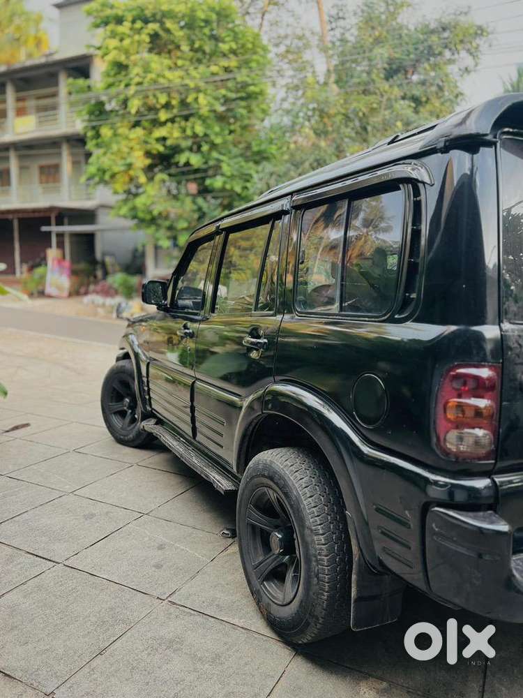 Mahindra Scorpio 2004 Diesel Well Maintained