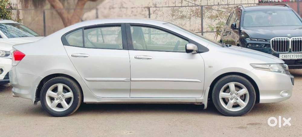 Honda City 2011-2013 V At Exclusive, 2011, Petrol