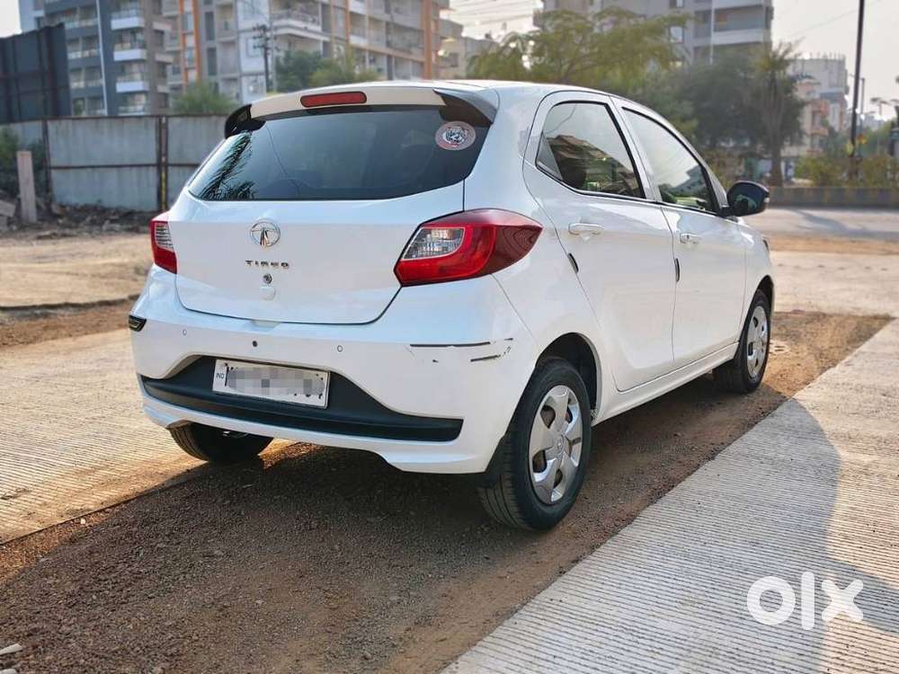 Tata Tiago 1.2 Revotron Xt (o), 2022, Petrol